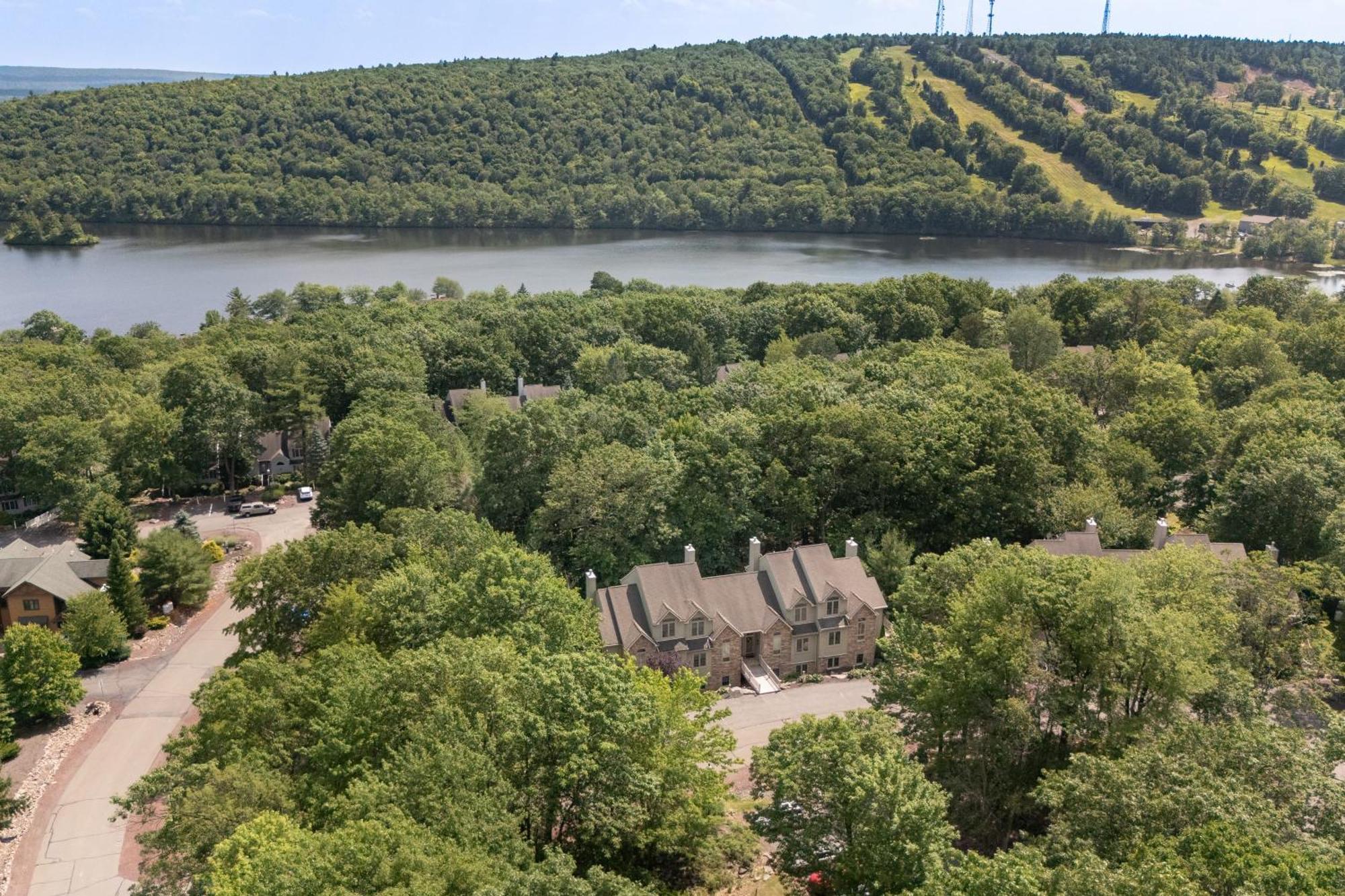 Highland Hideaway By Avantstay Group Poconos Retreat W Patio Game Room Lake Harmony Exteriör bild